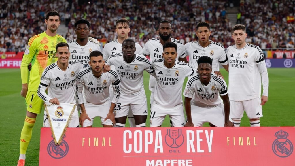 Jogador do Real Madrid é suspenso por tentar agredir o árbitro; VEJA o lance