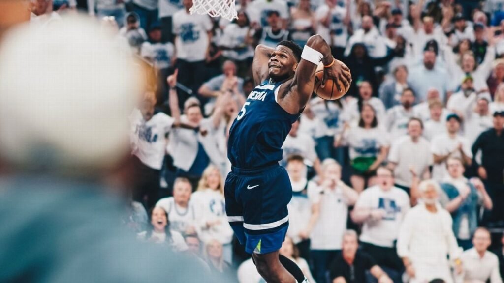 Anthony Edwards brilha, Timberwolves passeia e diminui série na NBA