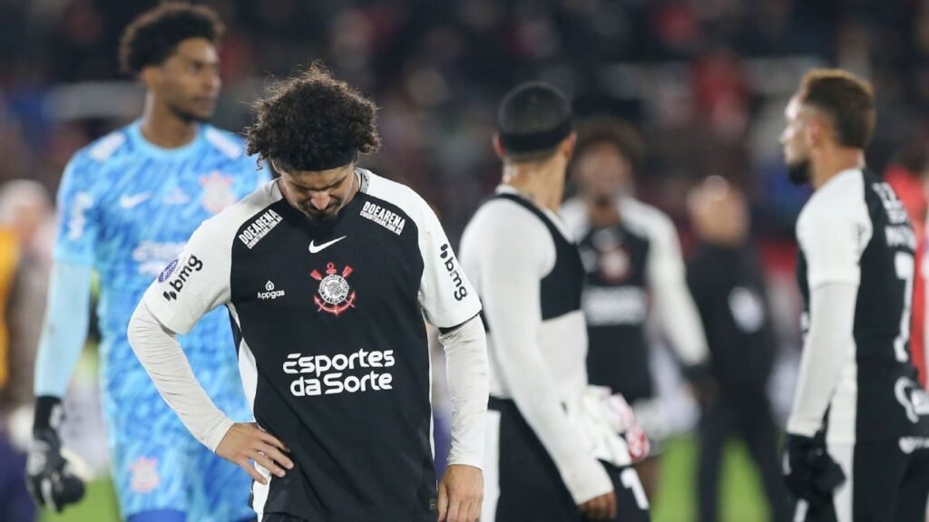 Corinthians eliminado gera 'rombo' de mais de R$ 20 milhões