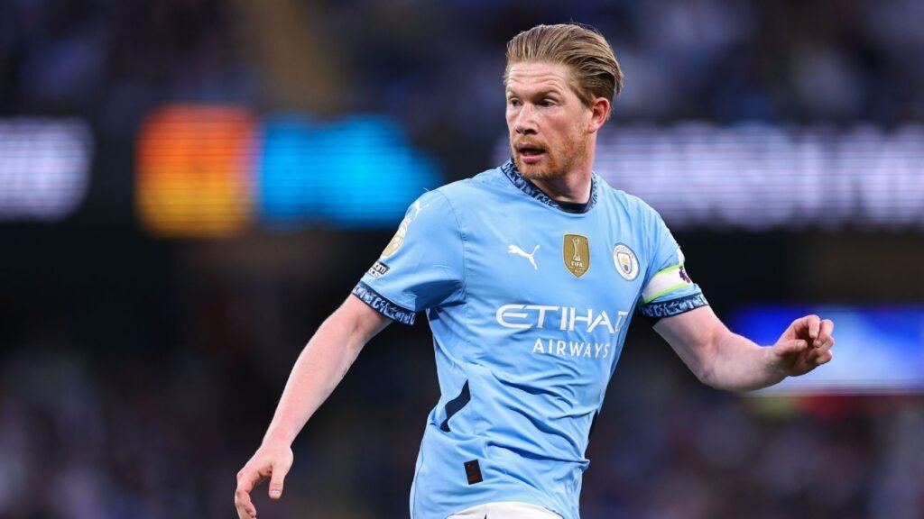 De Bruyne diz que elenco do City está triste pela sua saída