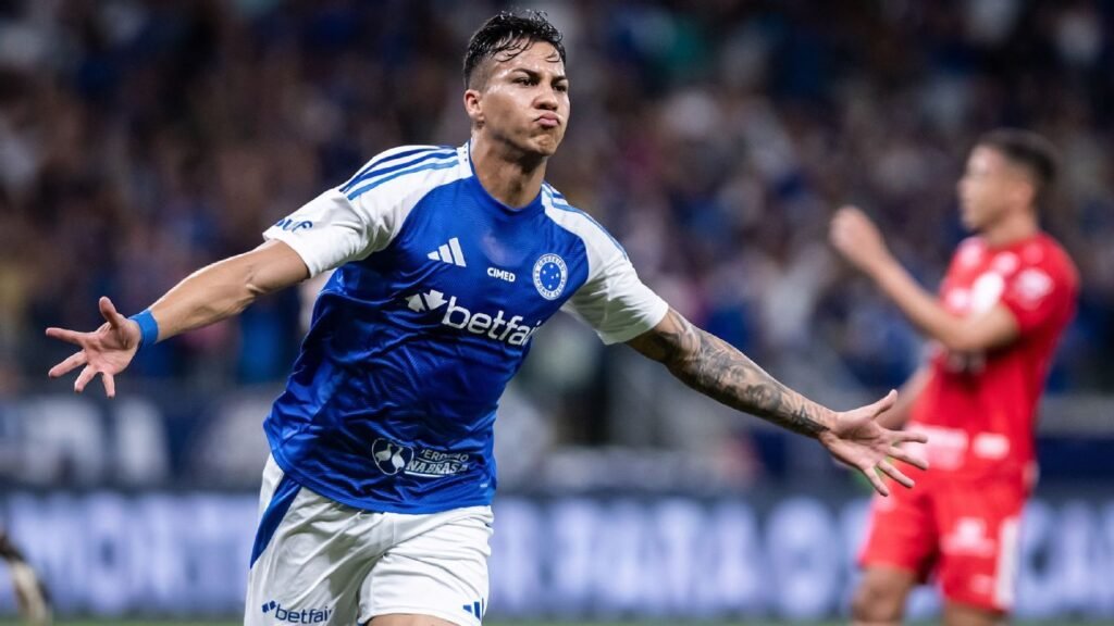 Kaio Jorge brilha e Cruzeiro vence Vila Nova na Copa do Brasil