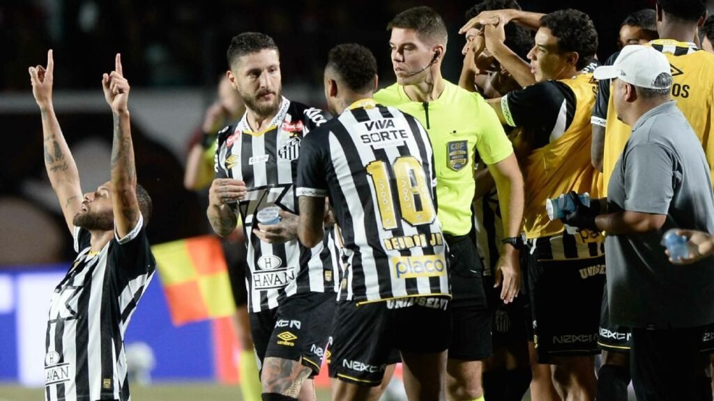 Na volta de Neymar ao Brasileirão, Santos encerra seca e bate o Vitória