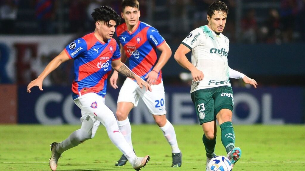 Por que é melhor para Palmeiras enfrentar Cerro fora do que em casa