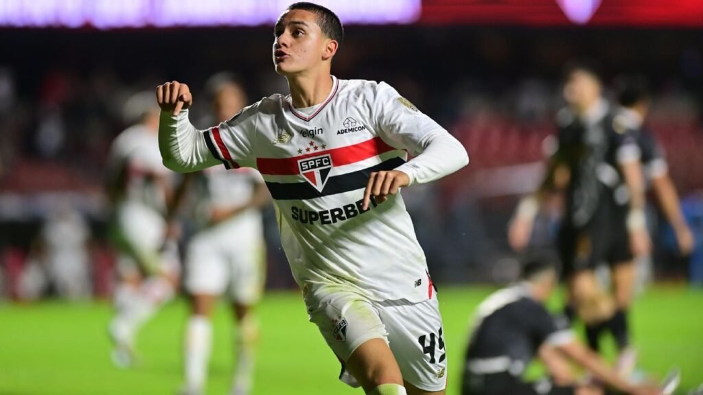 Quem é Lucca, joia que garantiu São Paulo nas oitavas da Libertadores