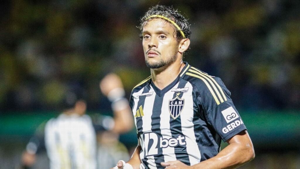 Scarpa consegue penhorar Palio de R$ 24 mil após levar golpe de R$ 6 milhões