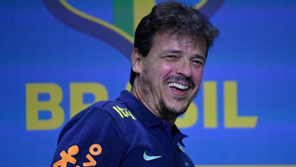 Vasco avança para ter Fernando Diniz como novo técnico e tem prazo para definir negócio