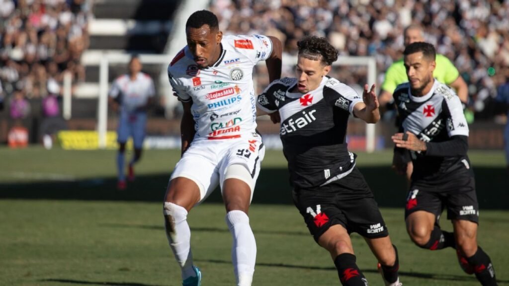 Vasco cede empate ao Operário na Copa do Brasil no primeiro jogo sem técnico