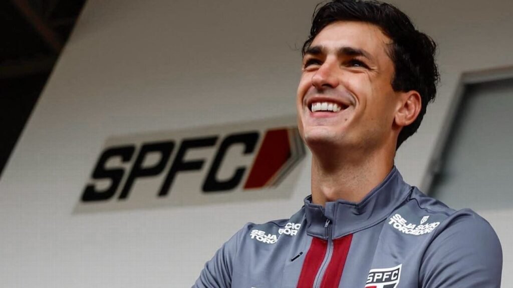 Apresentado no São Paulo, Dinenno diz que 'nem dormiu' antes de acerto