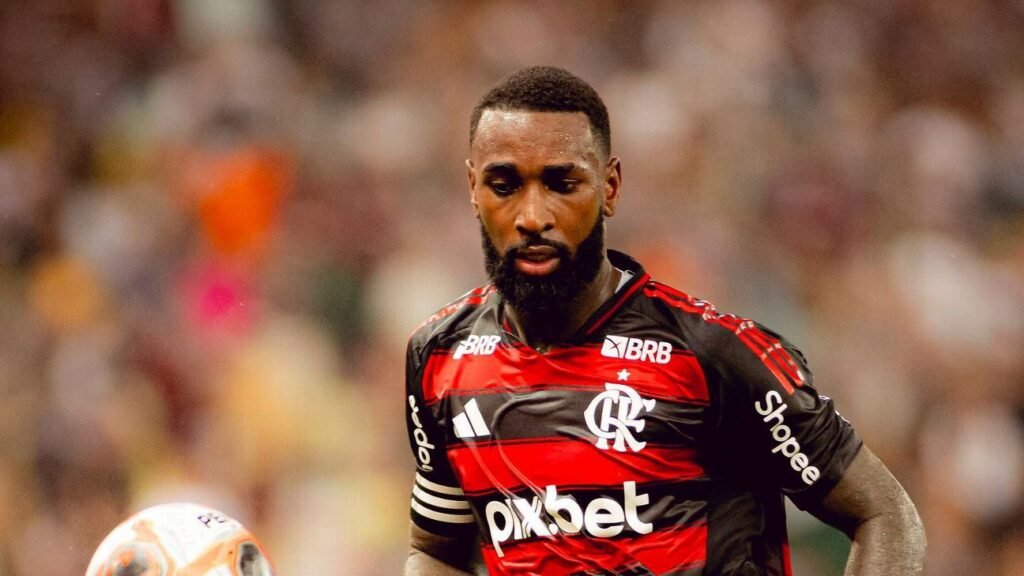 Bastidores de Gerson no Zenit têm papo com Ancelotti e incômodo com Flamengo