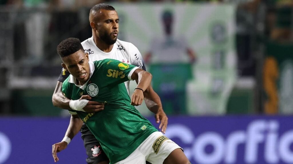 Fabinho admite negociação por saída de Alex Santana do Corinthians