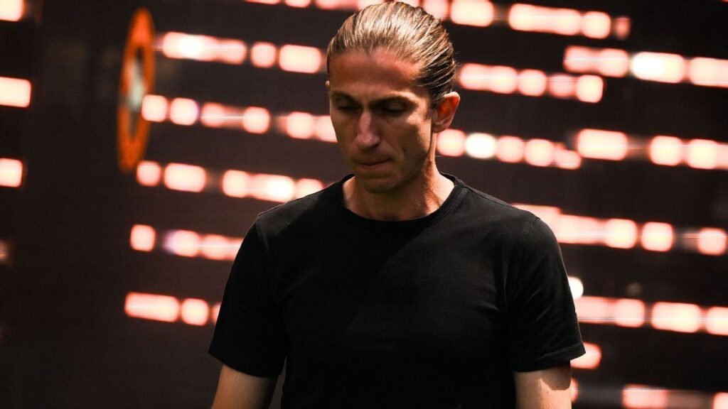 Filipe Luís na Europa? Boto responde e revela técnico que 'seria perfeito' no Flamengo