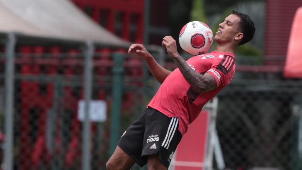 Igor Vinícius não jogou nenhum minuto com Dorival no São Paulo