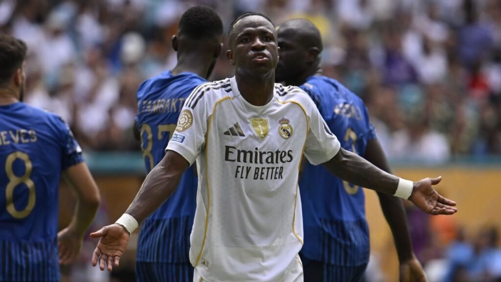 Jornais criticam Vini Jr. e reprovam estreia do Real Madrid no Mundial: 'Triste'