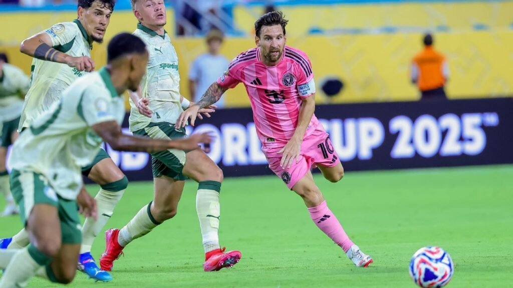 Mascherano faz revelação sobre Messi envolvendo Palmeiras