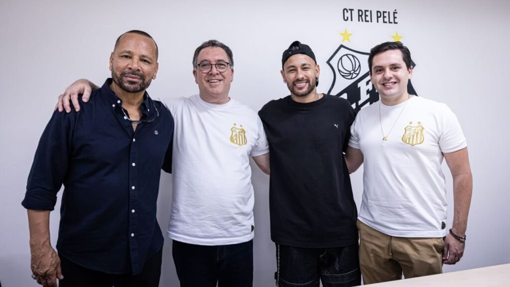 Pai de Neymar anuncia CT para o Santos na Praia Grande e não descarta 2ª arena