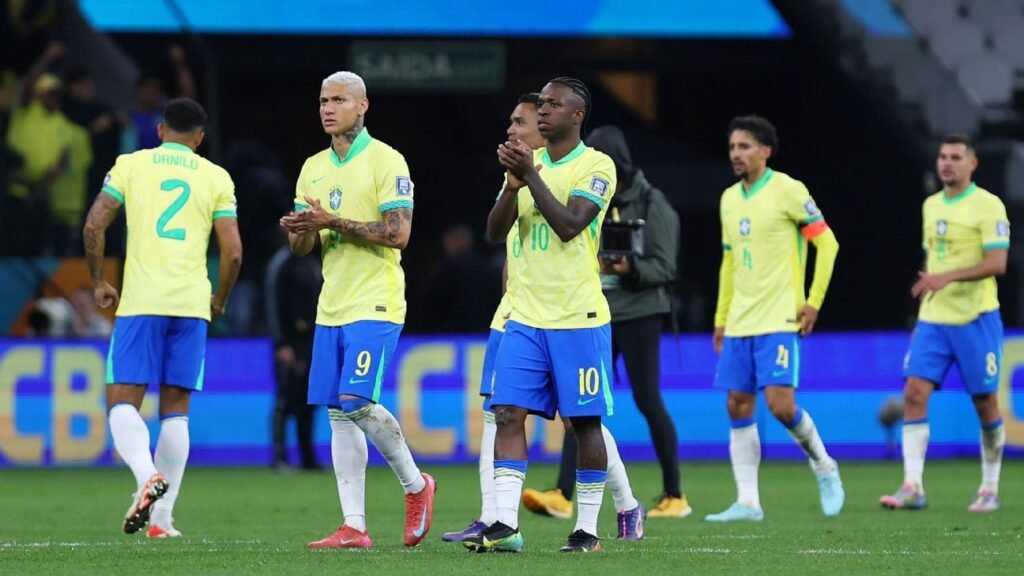 Richarlison revela grito de Ancelotti no vestiário após vitória da seleção