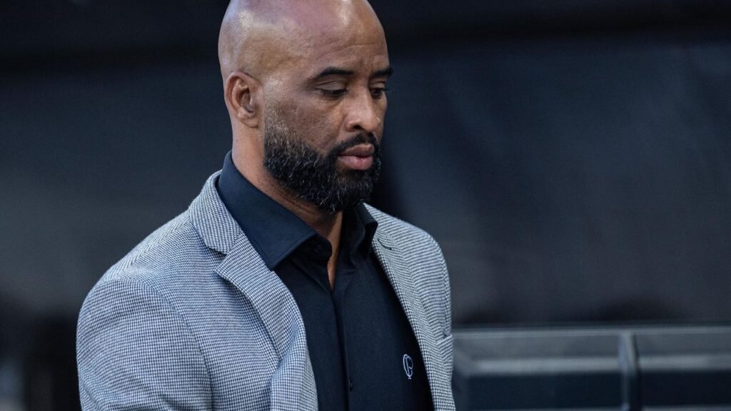 Corinthians atrasa salários e corre para acertar pagamentos