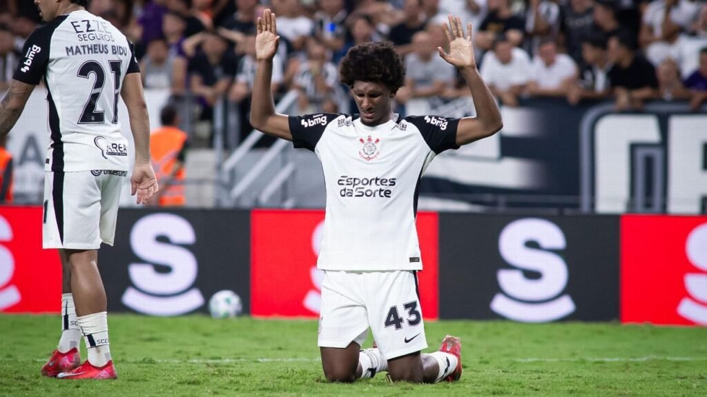 Corinthians segura o Ceará no Castelão e volta a vencer após seis jogos