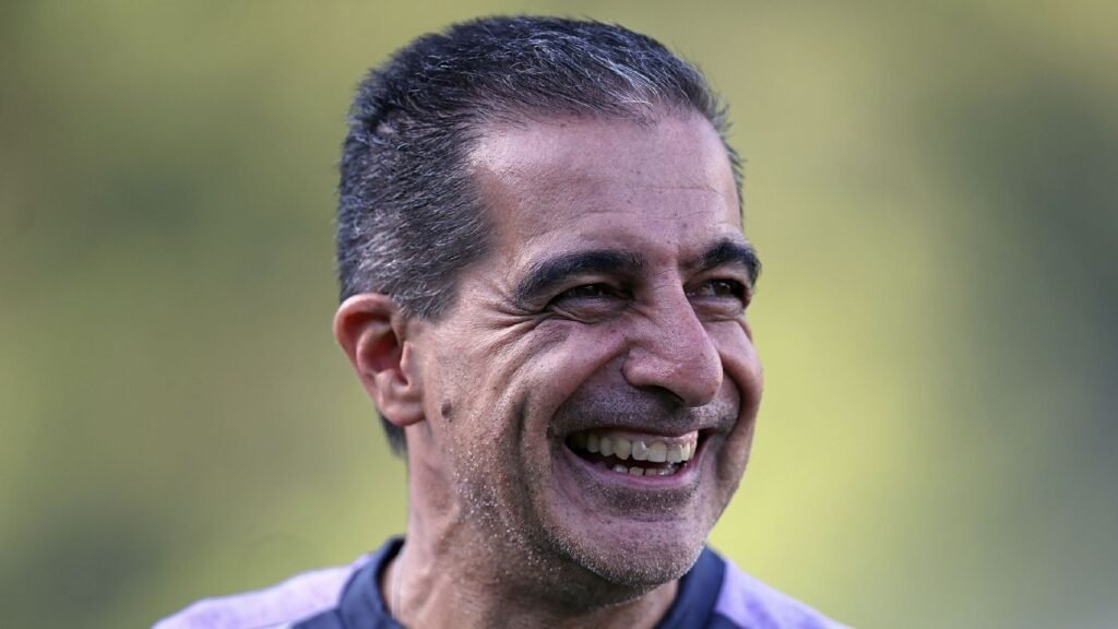 Fortaleza fecha com Renato Paiva e tem novo técnico horas após demitir Vojvoda