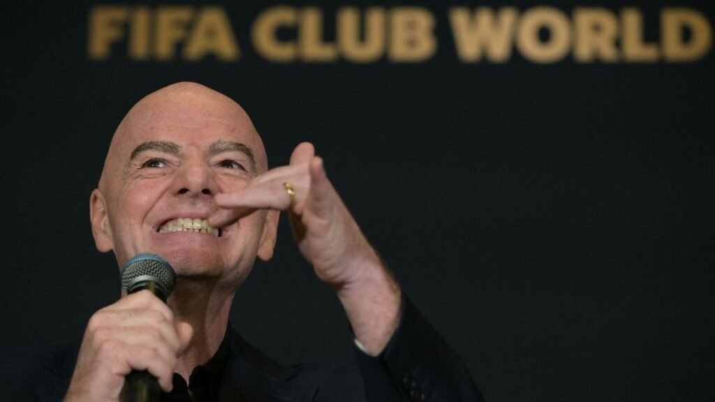 Mundial a cada 2 anos? Mais clubes? Presidente da Fifa cita brasileiros ao responder
