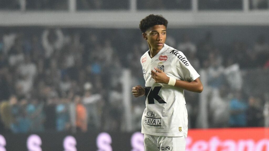 Não é só Robinho Jr.: 5 filhos de jogadores que podem brilhar em breve