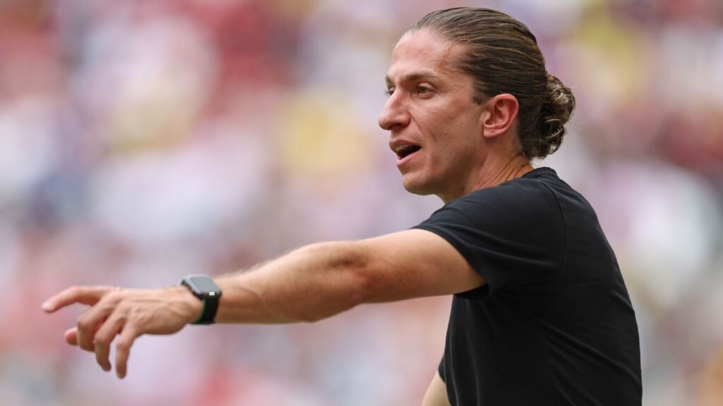 Reposição para Gerson? O que 'melou' Mikei Johnston? Filipe Luís fala de mercado do Flamengo