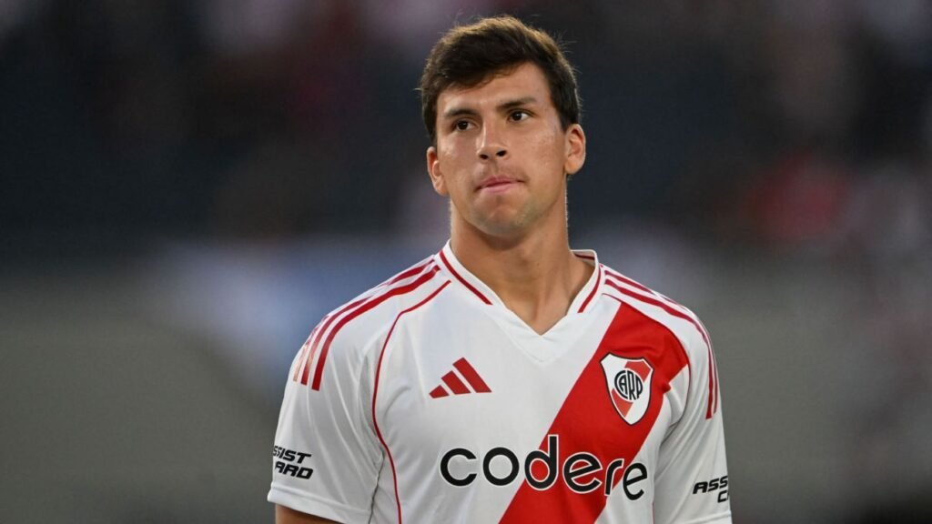 São Paulo acerta detalhes finais para anunciar atacante do River Plate