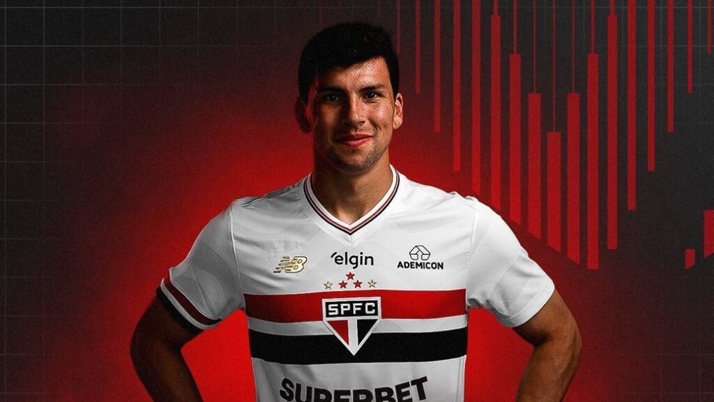 São Paulo anuncia contratação de atacante do River Plate