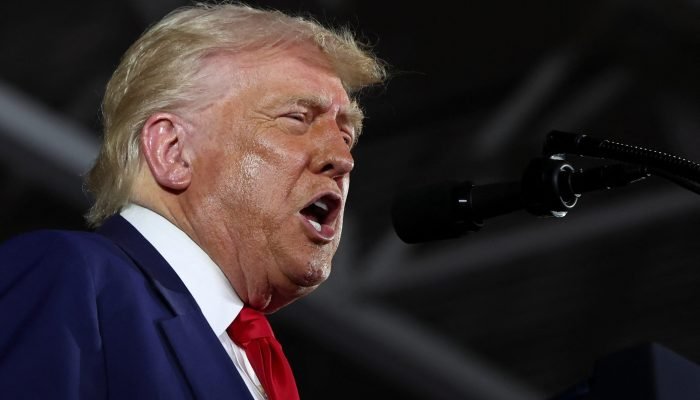 1746192782_2025-04-30T225943Z_1_LYNXMPEL3T18I_RTROPTP_4_MACRO-EUA-TRUMP.jpg 1746192782_2025-04-30T225943Z_1_LYNXMPEL3T18I_RTROPTP_4_MACRO-EUA-TRUMP.jpg