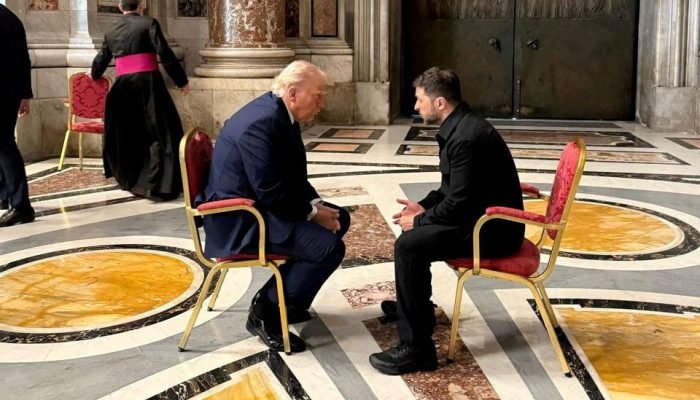 1746290829_2025-04-26T102525Z_1412454136_RC2L5EAPDRIL_RTRMADP_3_UKRAINE-CRISIS-ZELENSKIY-TRUMP_10baa0-e17456642.jpeg 1746290829_2025-04-26T102525Z_1412454136_RC2L5EAPDRIL_RTRMADP_3_UKRAINE-CRISIS-ZELENSKIY-TRUMP_10baa0-e17456642.jpeg