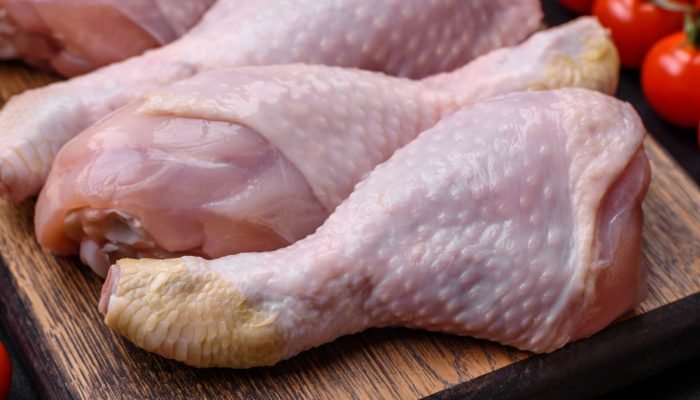 1750698799_Raw-chicken-legs-with-salt-spices-and-h-2425885-1536×1025.jpg 1750698799_Raw-chicken-legs-with-salt-spices-and-h-2425885-1536x1025.jpg