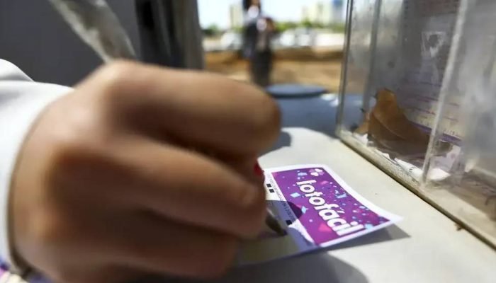 1752720180_loteria_lotofacil_Marcelo-Camargo-Agencia-Brasil-e1751562724210.webp.jpeg