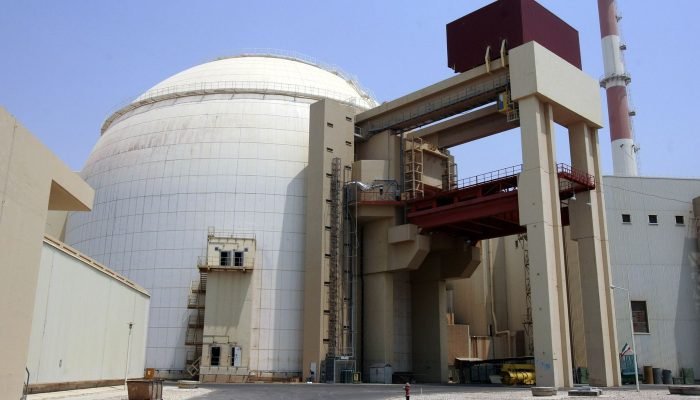 2010-08-2gm1e68l1j2301_rtrmadp_3_iran-nuclear-bushehr.jpg 2010-08-2gm1e68l1j2301_rtrmadp_3_iran-nuclear-bushehr.jpg