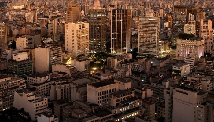 2025-04-16T124227Z_1_LYNXMPEL3F0KP_RTROPTP_4_BRAZIL-DAILYLIFE.jpg 2025-04-16T124227Z_1_LYNXMPEL3F0KP_RTROPTP_4_BRAZIL-DAILYLIFE.jpg