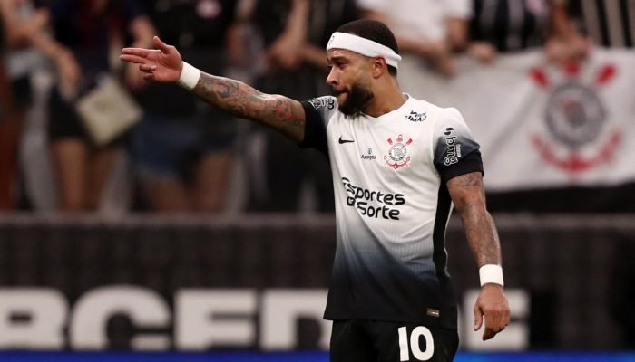 2025-04-19T202639Z_231152293_UP1EL4J1KSE50_RTRMADP_3_SOCCER-BRAZIL-CTH-REC.jpg 2025-04-19T202639Z_231152293_UP1EL4J1KSE50_RTRMADP_3_SOCCER-BRAZIL-CTH-REC.jpg
