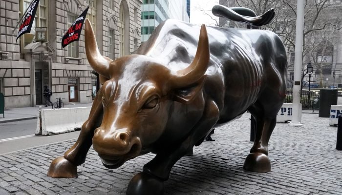 2025-05-01T002904Z_1_LYNXMPEL4019M_RTROPTP_4_USA-BUSINESS_red.jpg 2025-05-01T002904Z_1_LYNXMPEL4019M_RTROPTP_4_USA-BUSINESS_red.jpg