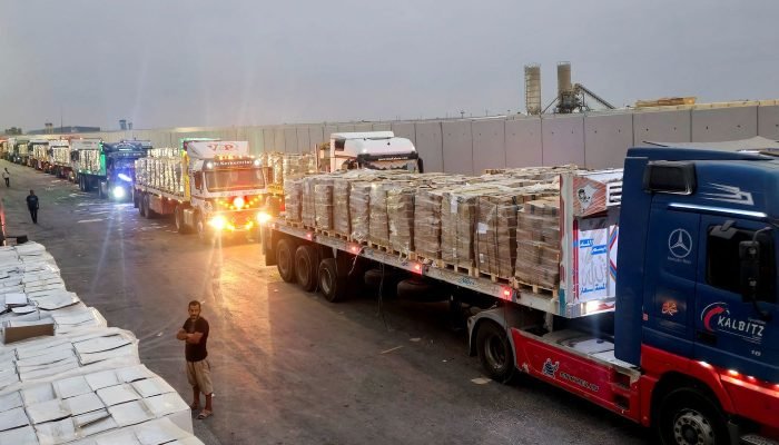 2025-10-15t111110z_1_lynxnpel9e0jl_rtroptp_4_israel-palestinians-egypt-aid-trucks.jpg