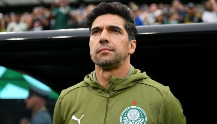 Abel-compara-futebol-brasileiro-a-F1-e-avalia-chances-no.jpeg Abel compara futebol brasileiro à F1 e avalia chances no Mundial no Clubes