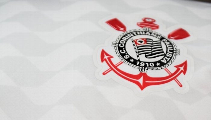 Advogada de André Cury 'corre' para tentar receber quase meio milhão do Corinthians