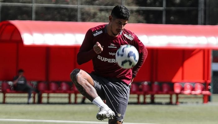 Alan Franco e Lucas treinam, e São Paulo terá mudanças no time