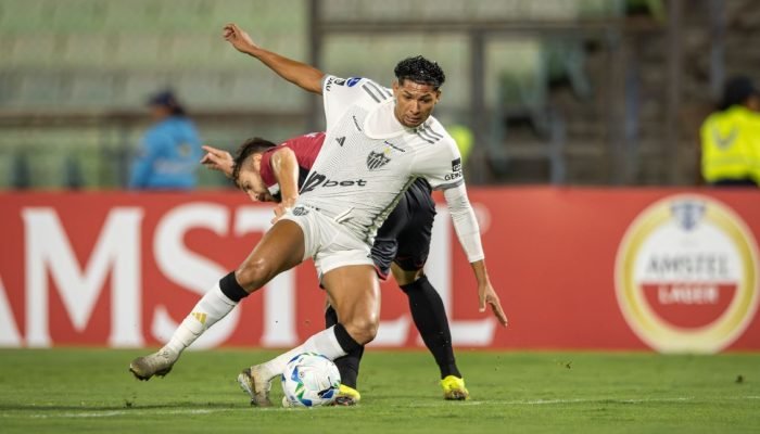 Atletico-MG-ve-Caracas-buscar-empate-e-embolar-grupo-na-Sul-Americana.jpeg Atlético-MG vê Caracas buscar empate e embolar grupo na Sul-Americana