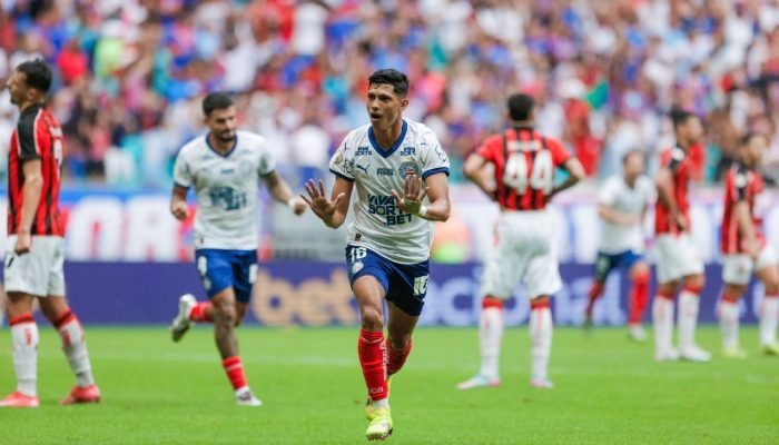 Bahia vence Vitória em clássico marcado por expulsões pelo Brasileirão