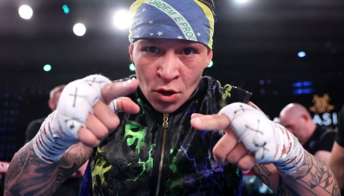 Bia-Ferreira-vence-argentina-e-mantem-titulo-mundial-de-boxe.jpeg Bia Ferreira vence argentina e mantém título mundial de boxe