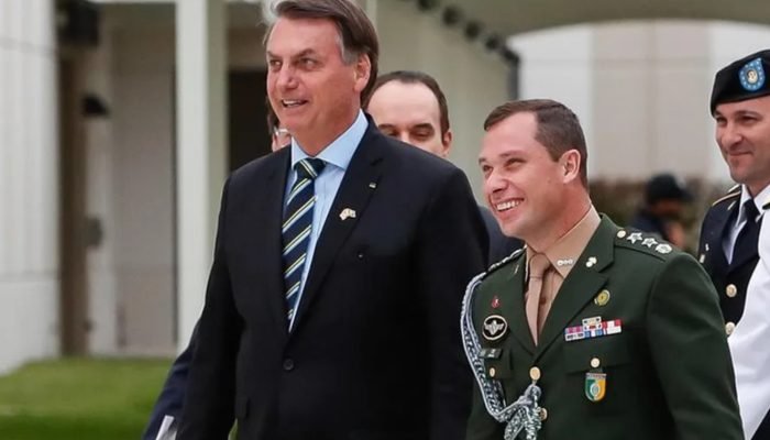 Bolsonaro_Cid.jpg Bolsonaro_Cid.jpg