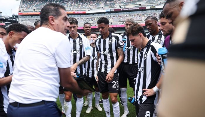 Botafogo sai melhor do Mundial, mas não pode esquecer de sua essência