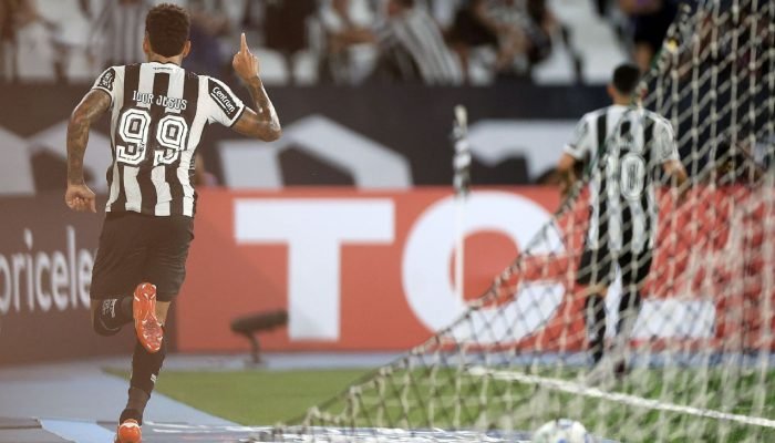 Botafogo-vence-Universidad-de-Chile-e-se-classifica-na-Libertadores.jpeg Botafogo vence Universidad de Chile e se classifica na Libertadores