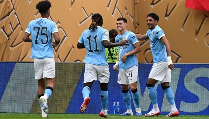 City-leva-sustos-mas-estreia-com-vitoria-no-Mundial.jpeg City leva 'sustos', mas estreia com vitória no Mundial