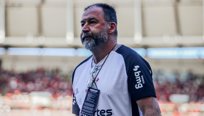 Conselho do Corinthians reprova contas do 1° ano da gestão de Augusto Melo