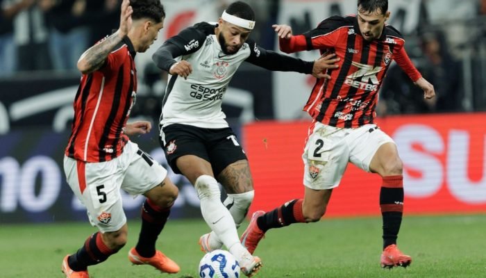 Corinthians-e-Vitoria-empatam-e-Ancelotti-ve-primeiro-0-a.jpeg Corinthians e Vitória empatam, e Ancelotti vê primeiro 0 a 0