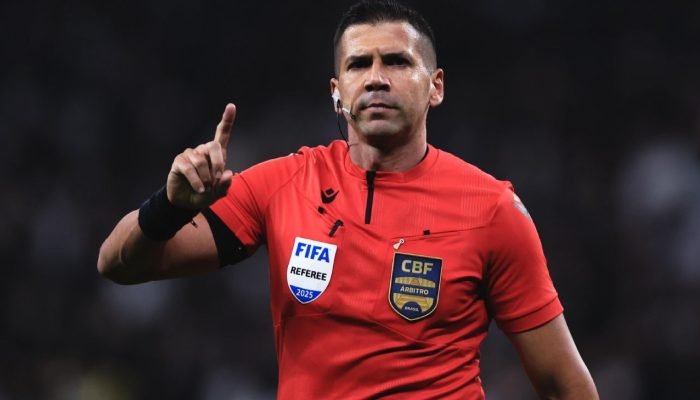 Corinthians-envia-oficio-a-CBF-sobre-penalti-polemico-Indignacao-com.jpeg Corinthians envia ofício à CBF sobre pênalti polêmico: 'Indignação com grave erro'
